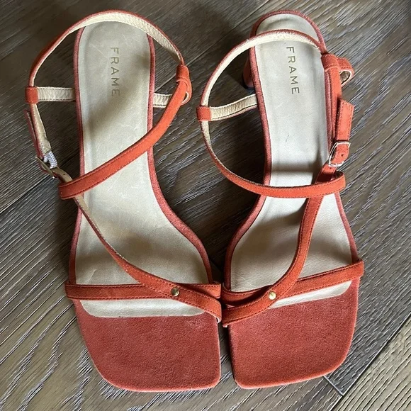 FRAME Le Braxton Strappy Block Heel Sandal Orange Suede Size 5.5 NEW - Picture 3 of 11